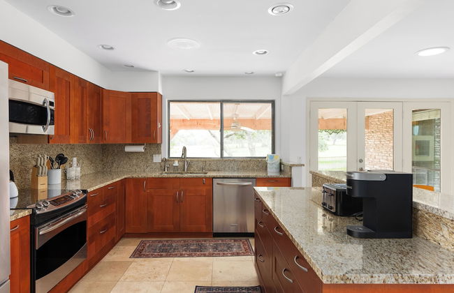 Spacious 5 BR Retreat in North Austin - Foto 14