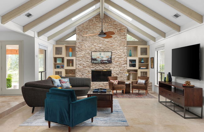 Spacious 5 BR Retreat in North Austin - Foto 16