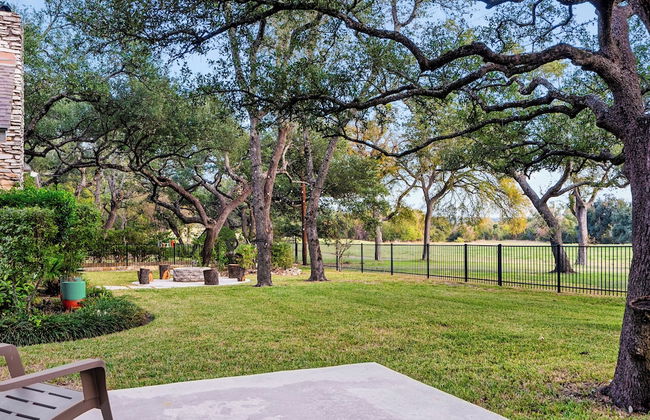 Spacious 5 BR Retreat in North Austin - Foto 29