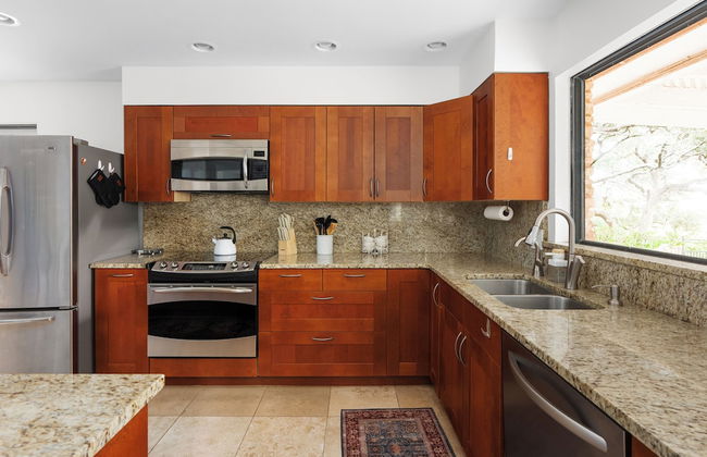 Spacious 5 BR Retreat in North Austin - Foto 15