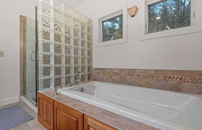 Massive Home w Sauna Pools Hot Tub Fireplaces - Foto 48