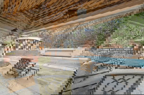 Foto 59 - Massive Home w Sauna Pools Hot Tub Fireplaces