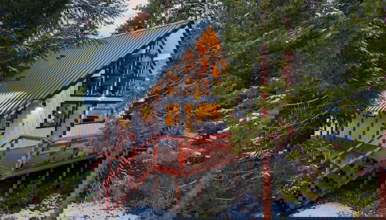 Foto 1 - Peaceful Tahoe Retreat 5mins to Lake Cozy Modern Cabin