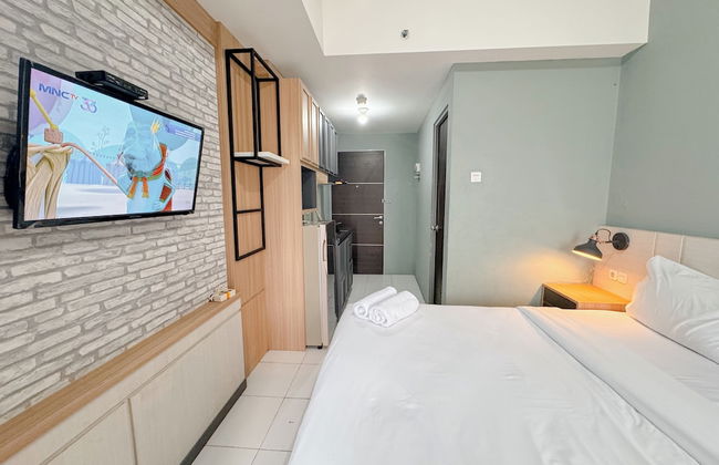 Comfortable Living Studio At Tamansari Prospero Apartment - Foto 1
