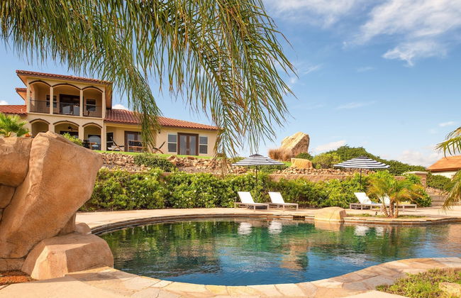 Colina by Avantstay Secluded Mountain Top Oasis w Pool Hot Tub Putting Green - Foto 6