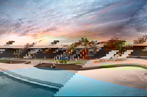 Foto 1 - Jackrabbit Ridge by Avantstay Entertainers Paradise w Pool Games