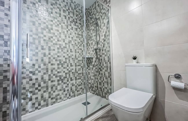 Modern Two Bedroom Apartment With Pool - Foto 7