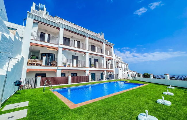 Modern Two Bedroom Apartment With Pool - Foto 13