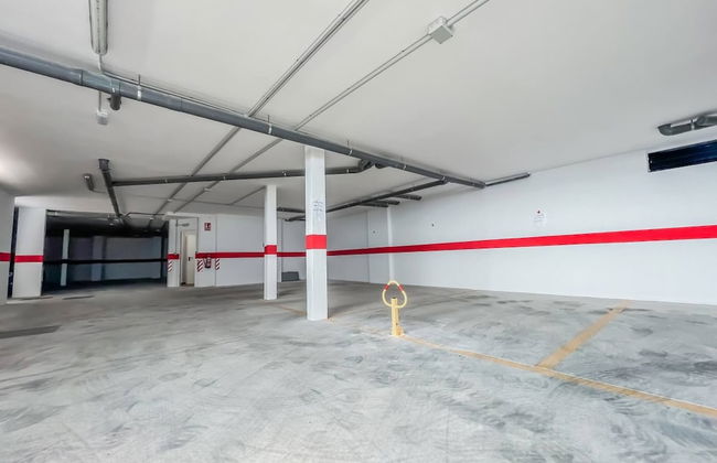 Modern Two Bedroom Apartment With Pool - Foto 31