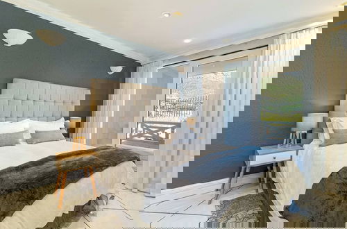 Foto 6 - Beachfront Villa, Beach Club, Houtbay