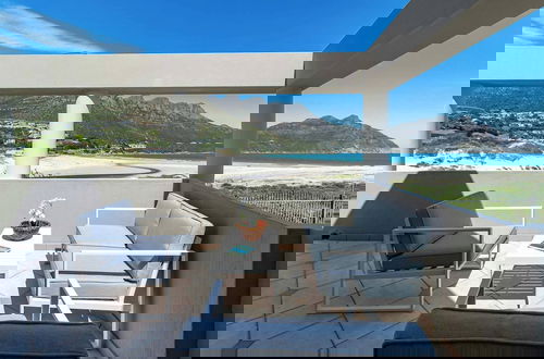 Foto 18 - Beachfront Villa, Beach Club, Houtbay