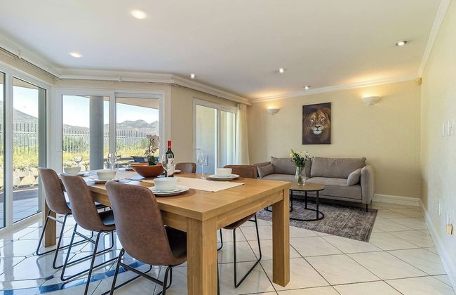 Beachfront Villa, Beach Club, Houtbay - Foto 23
