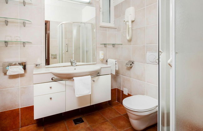 Beautiful Apartments in Jelsa, With Pool - Photo 17