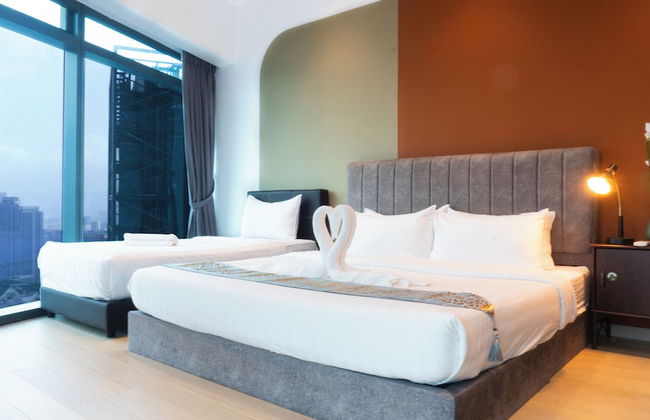 Moonway Luxury Suites At Eaton Residence - Photo 27
