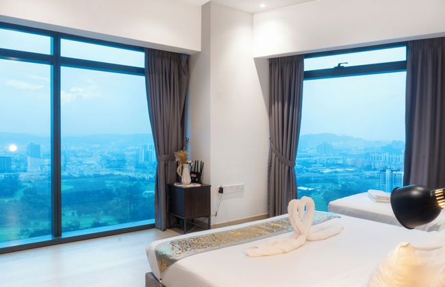Moonway Luxury Suites At Eaton Residence - Photo 30