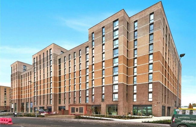 Cozy 1 bed Apartmrnt Luton Airport - Foto 1