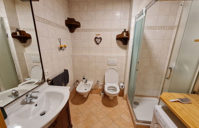 Apartment With Balcony and Mountain Views - Foto 14