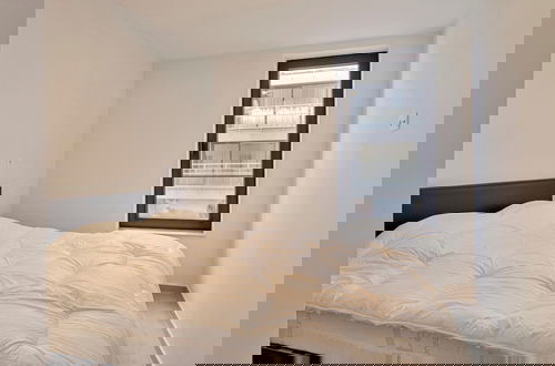 Foto 4 - Apartment in Blankenberge With Heating