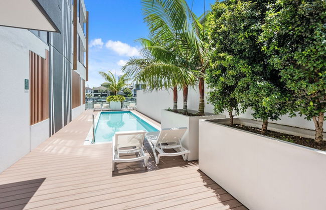 Waterfront Escape at Essentia - Photo 13