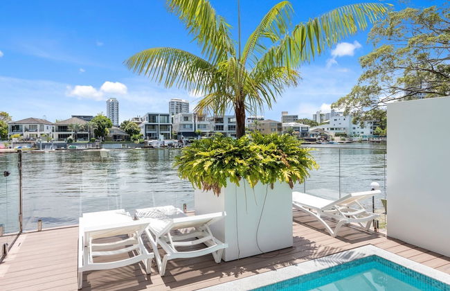 Waterfront Escape at Essentia - Photo 1