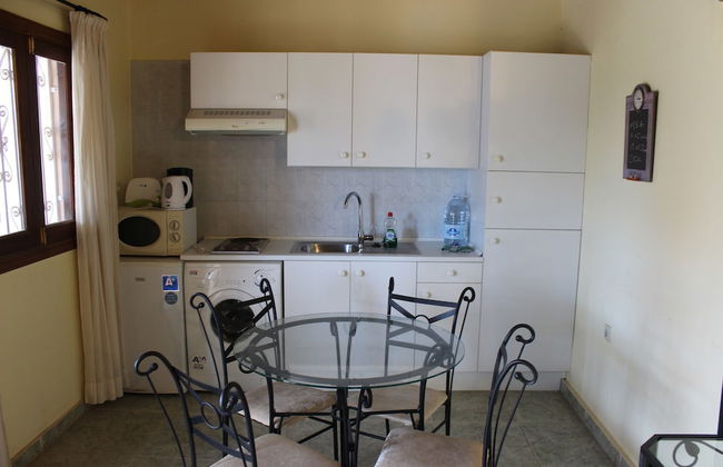 Rustic 1-bed Bungalow in Parque Holandés - Foto 5