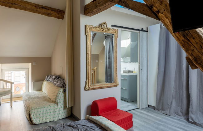 Charming Home in Molesme - Photo 9