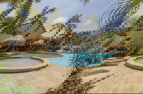 Foto 41 - Gold Coast Townhome w Pools GYM 24 7 Security