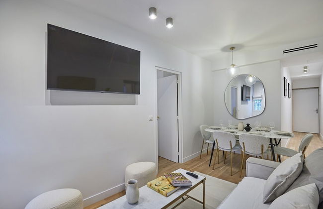 Superb Apartment in the Heart of Paris - Photo 9