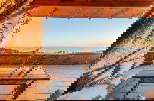 Foto 4 - Mani Panoramic Seaviews - Luxury Summer Haven