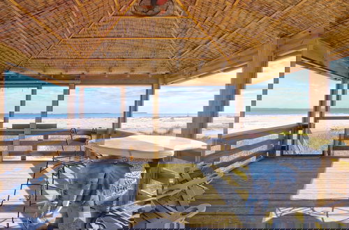 Foto 48 - Beachside Boardwalk & Views Pool + Hot Tub 202 on the Sound