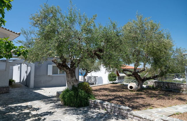 Seafront Pouletis Family Drosoula Gem With Pool - Foto 15