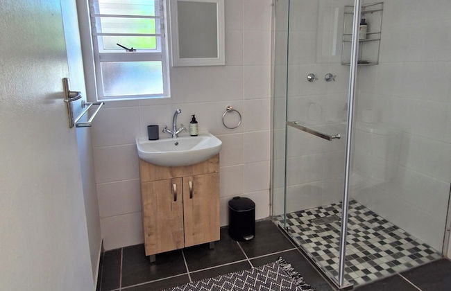Ivy Place Studio Apartment - Foto 8