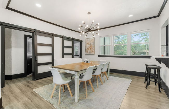 6BR Retreat Comfort Convenience Kitchen 16 - Foto 8
