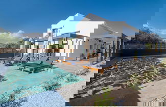 Foto 1 - Kozakos Villa 1 With Private Swimming Pool