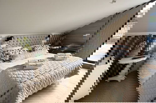Photo 14 - Our Douro Vintage Design Jacuzzi Pool Flat