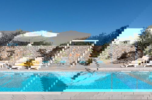 Photo 12 - Villa Kalathos Dream Galazio