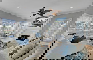 Photo 3 - 6 10th Avenue by Avantstay Steps to the Beach Pool 2691 Sqft