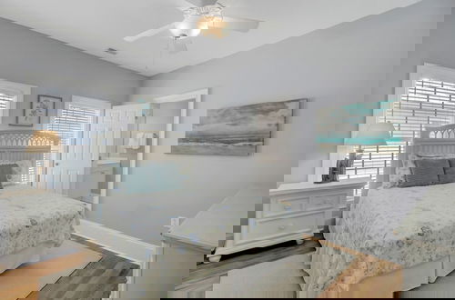 Photo 28 - 6 10th Avenue by Avantstay Steps to the Beach Pool 2691 Sqft