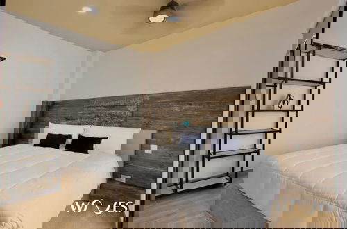 Photo 3 - 4 Br Private Rooftop Pool Spacious Exclusive