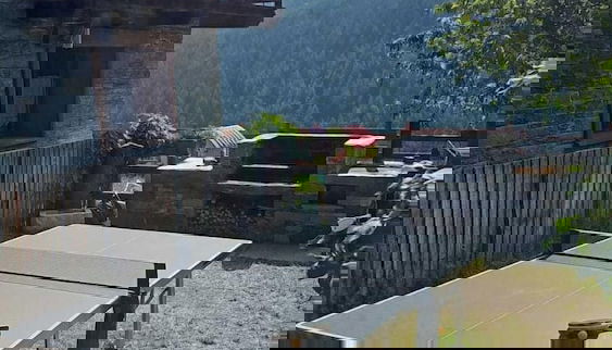 Foto 1 - Modern Family Chalet Stunning Mountain