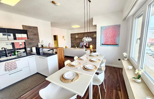 Charming 3 bedrooms with a cozy terrace - Foto 12