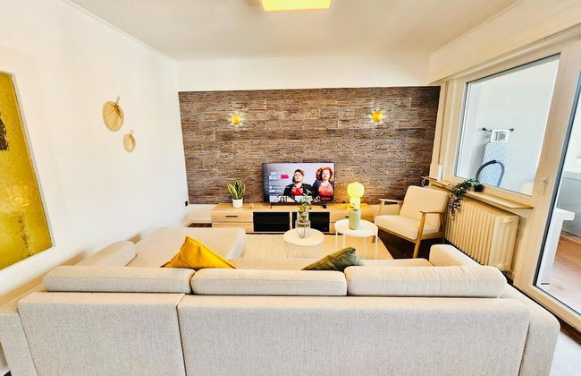 Charming 3 bedrooms with a cozy terrace - Foto 1