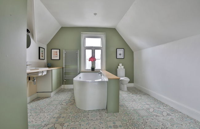 4 Bed House with Pool Table & Parking - Foto 35