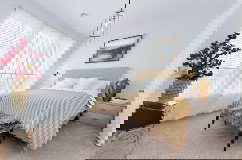 Foto 5 - Legacy Haus Modern Stay for 8!