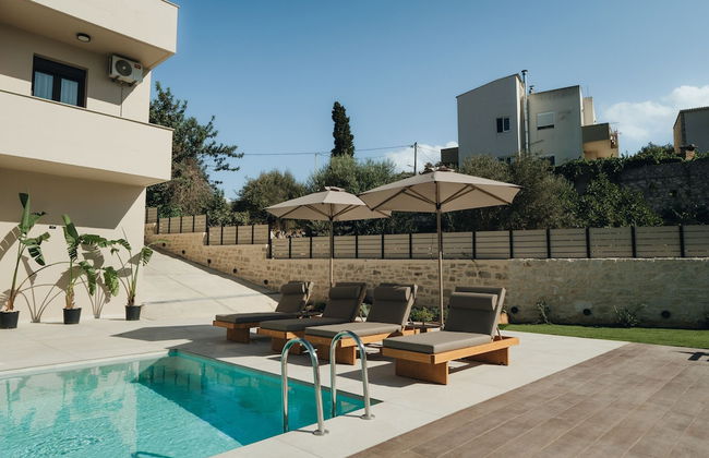 Georgia Villa - With Private Pool - Photo 7