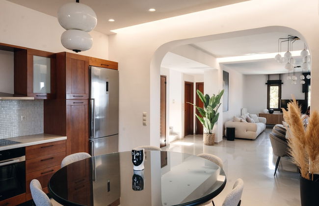 Georgia Villa - With Private Pool - Photo 11