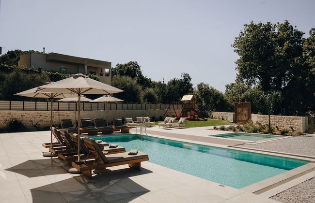 Georgia Villa - With Private Pool - Photo 35