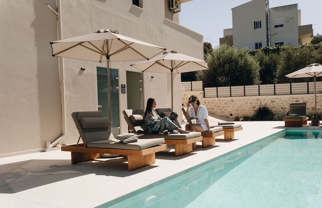 Georgia Villa - With Private Pool - Photo 8