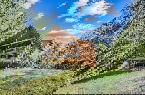 Foto 54 - Honeysuckle Hill 2 Bedroom Cabin by RedAwning