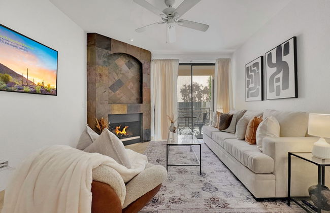 Camelback #102 Phoenix - Photo 1